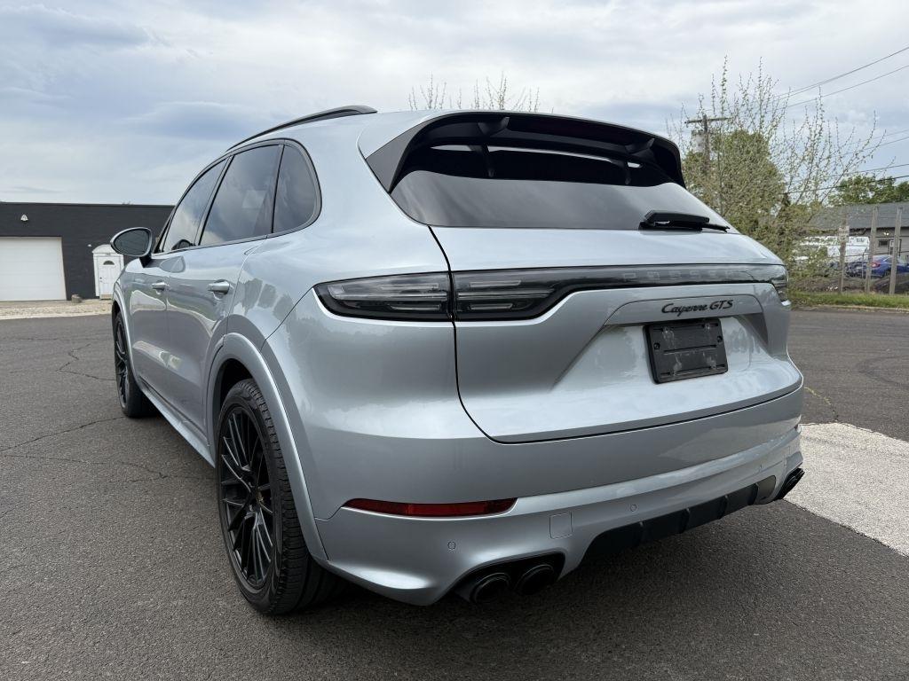 Porsche Cayenne  2021