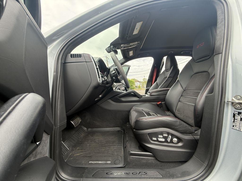 Porsche Cayenne  2021