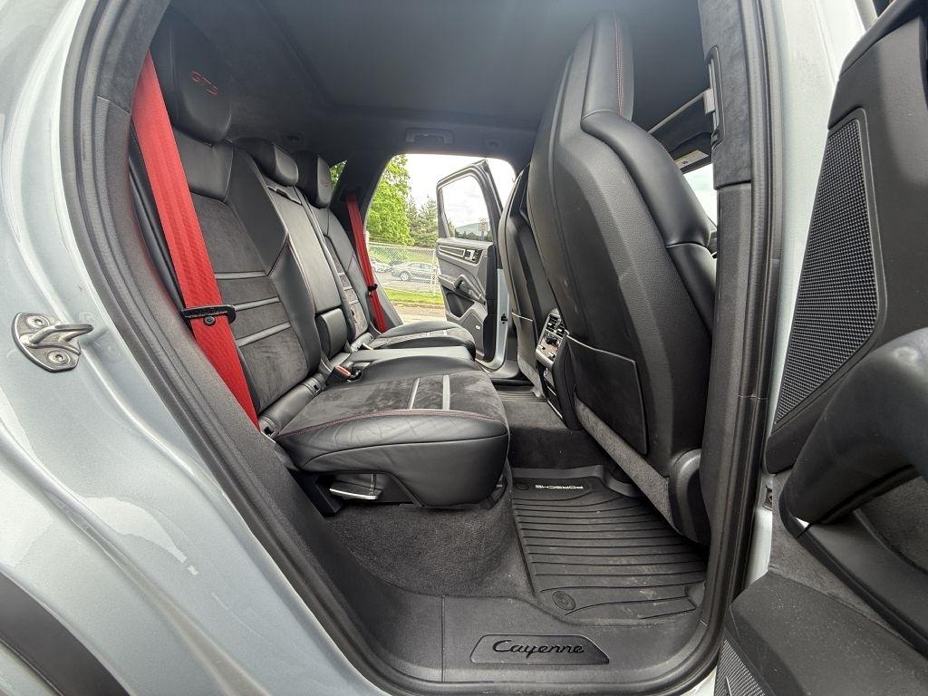 Porsche Cayenne  2021