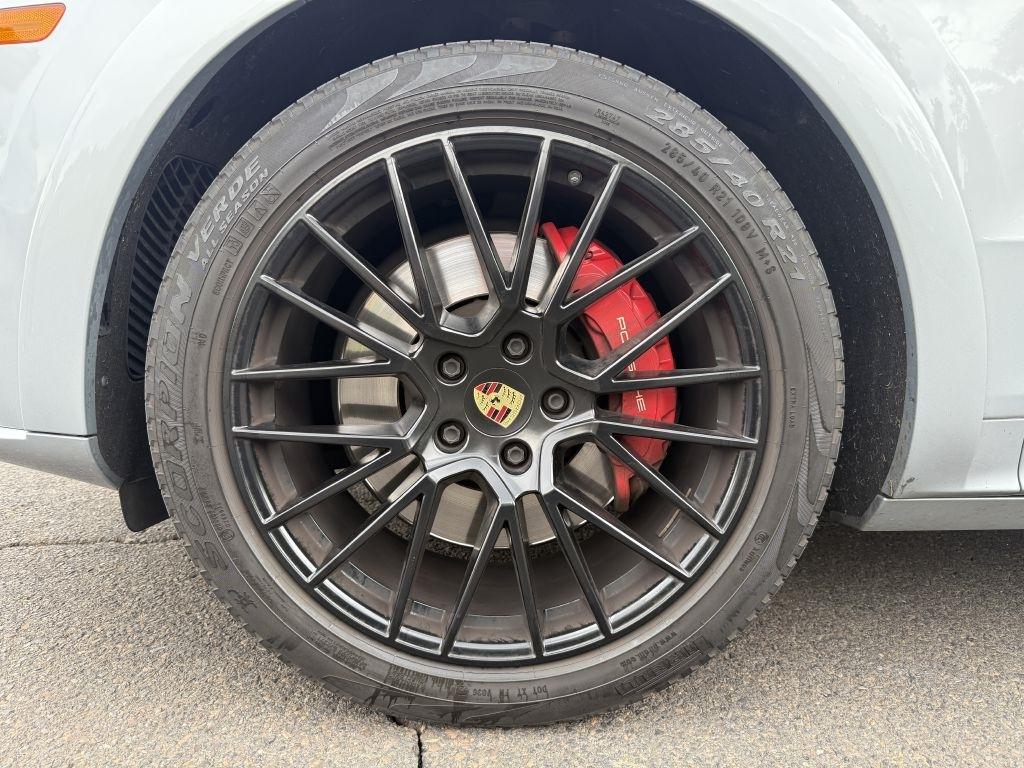 Porsche Cayenne  2021