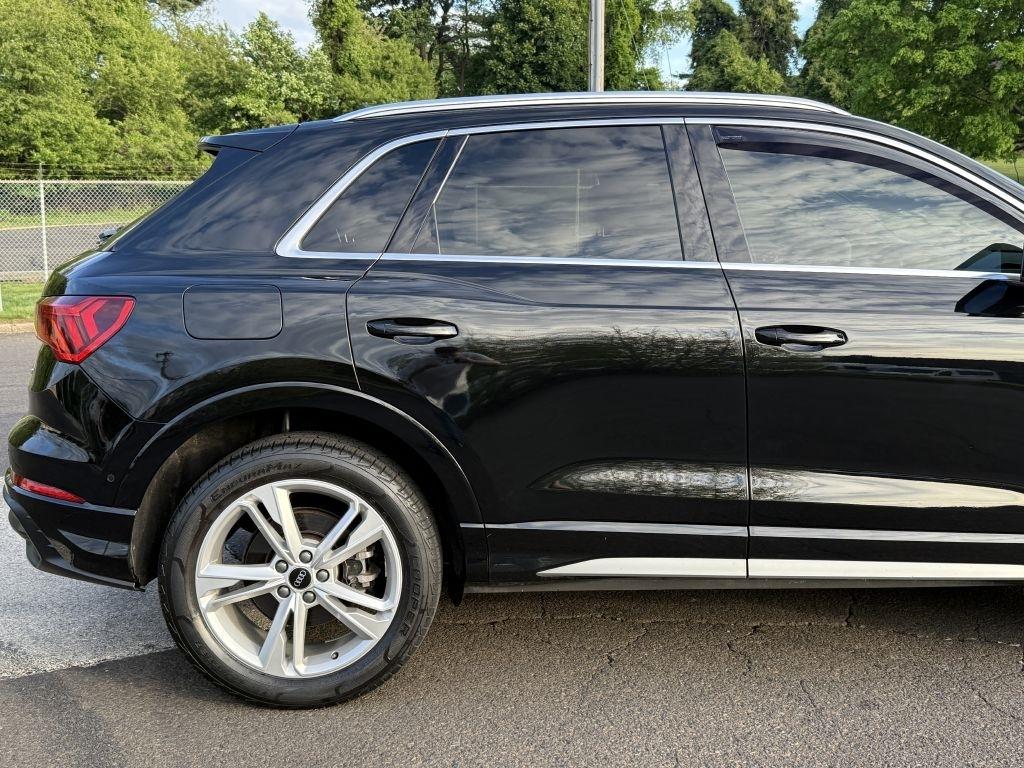 Audi Q3  2021