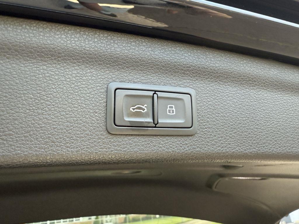 Audi Q3  2021