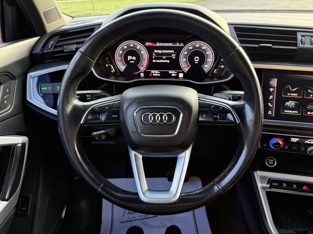 Audi Q3  2021