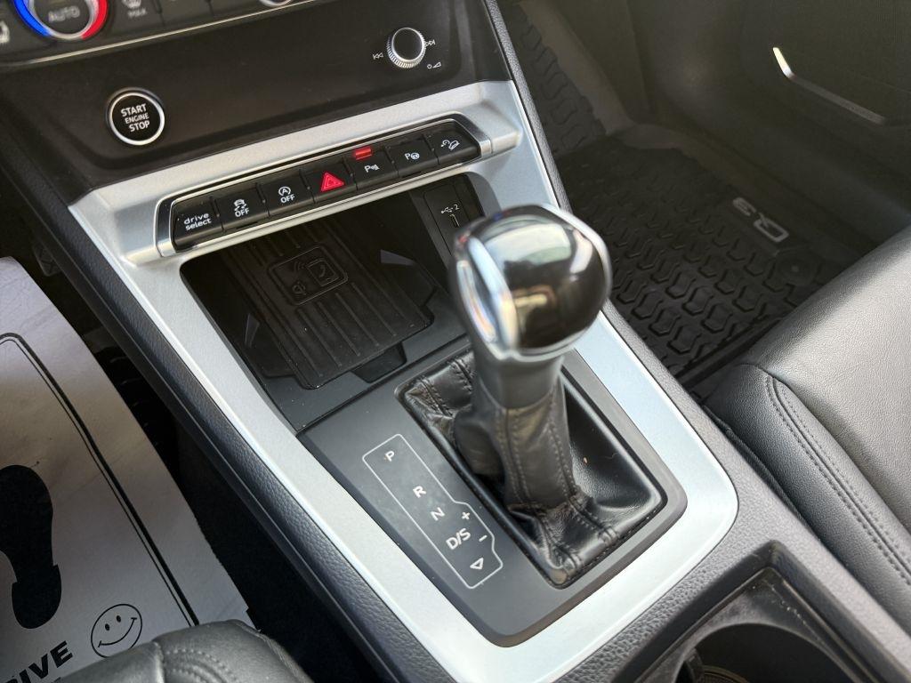 Audi Q3  2021