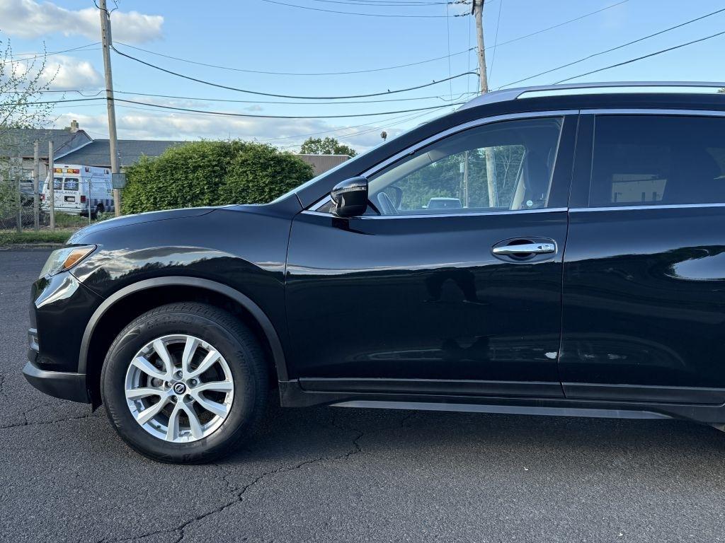Nissan Rogue  2020
