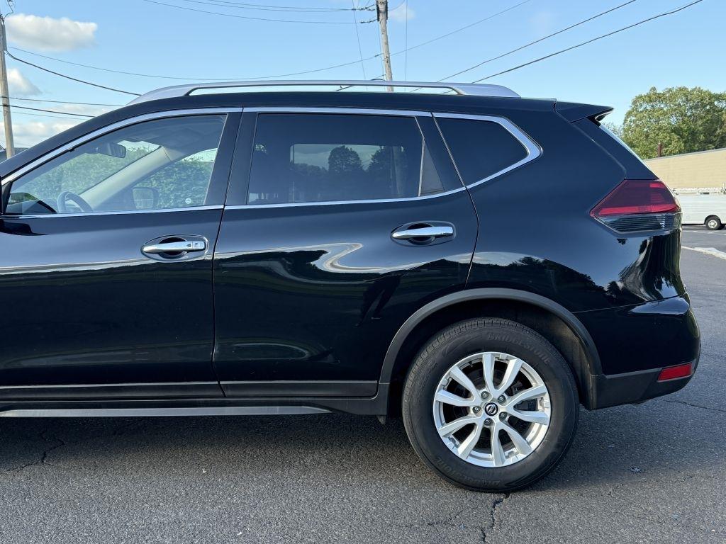 Nissan Rogue  2020
