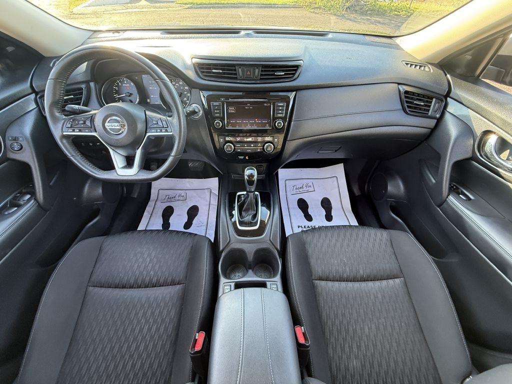 Nissan Rogue  2020