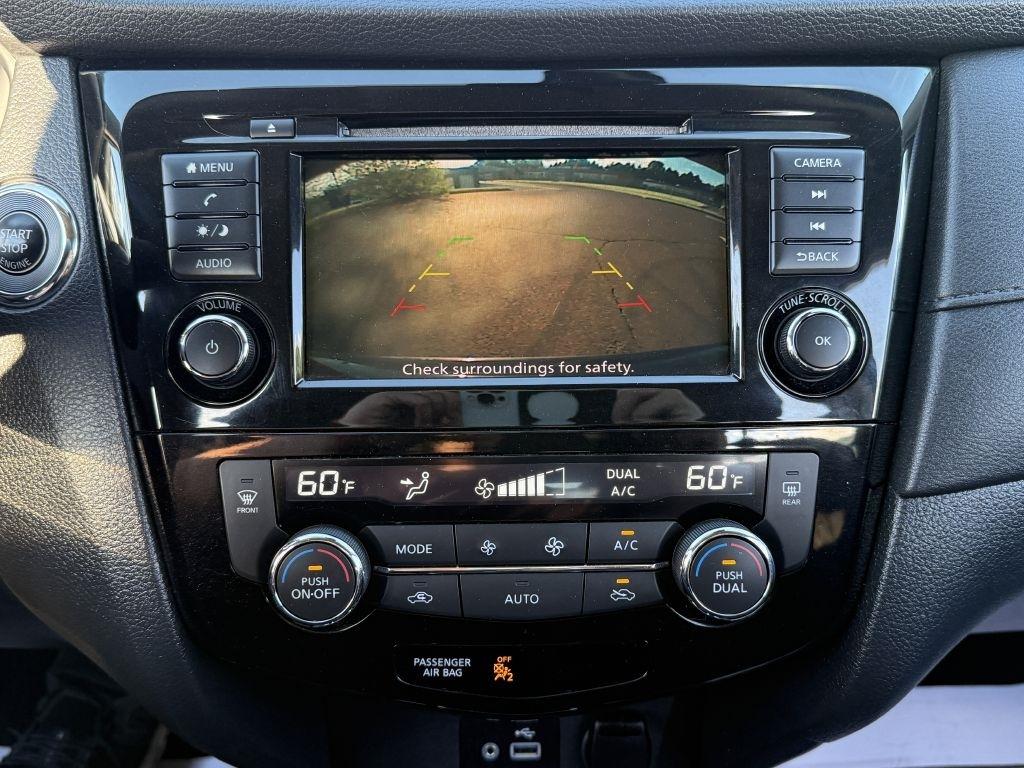 Nissan Rogue  2020