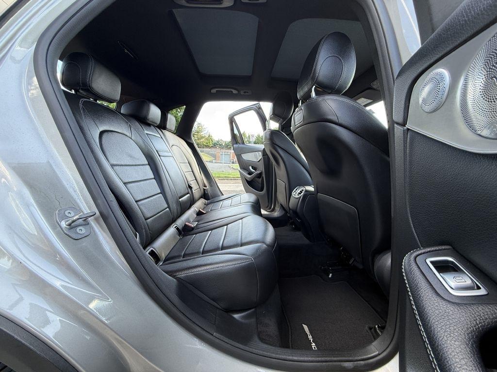 Mercedes-Benz GLC-Class  2019