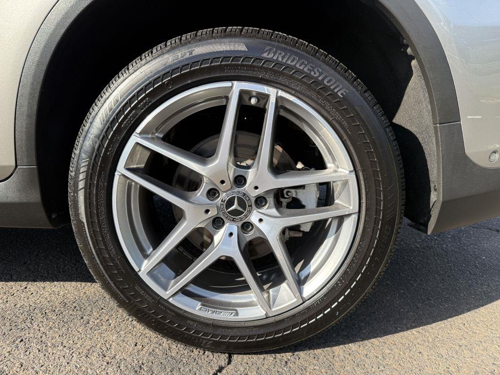 Mercedes-Benz GLC-Class  2019