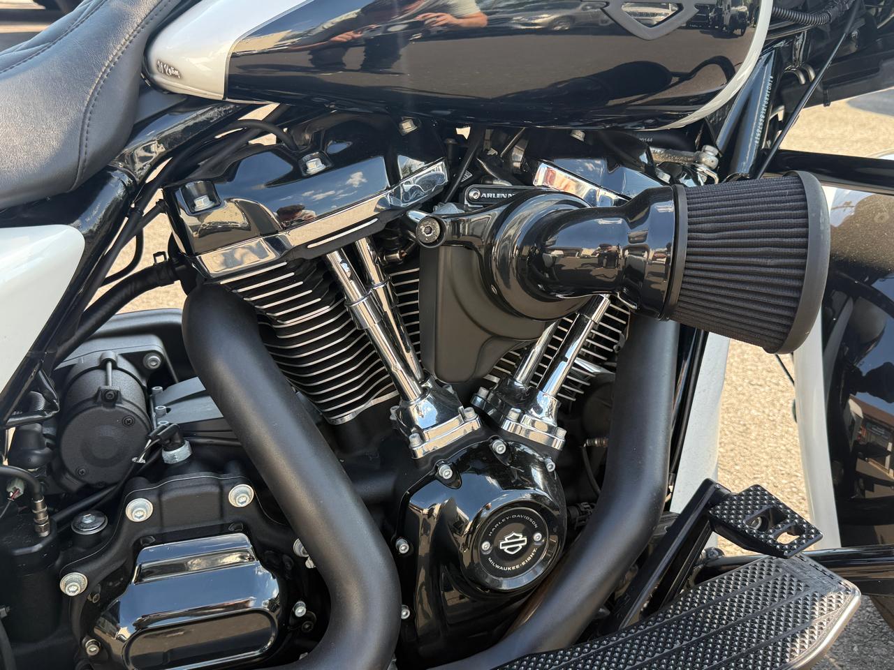 Harley-Davidson FLHXS  2020