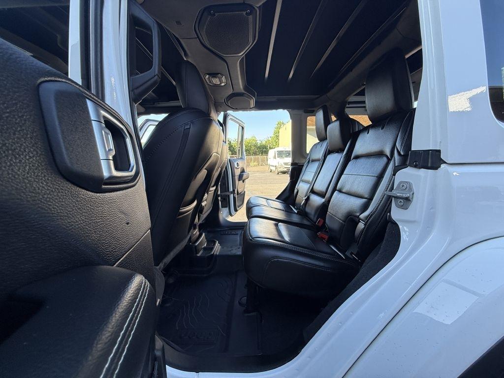 Jeep Wrangler  2021