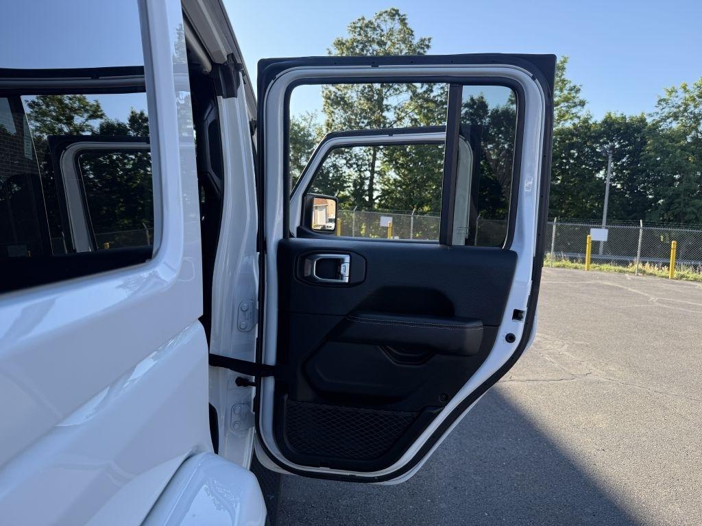 Jeep Wrangler  2021