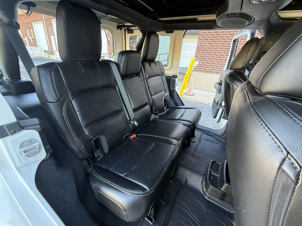 Jeep Wrangler  2021