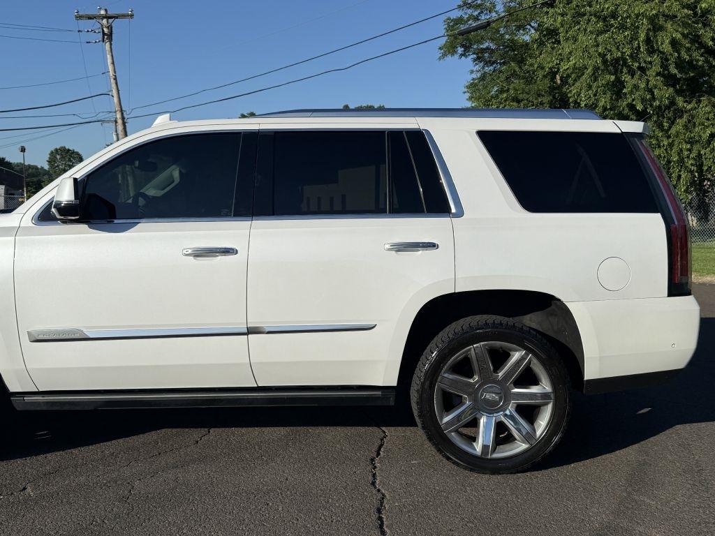 Cadillac Escalade  2017