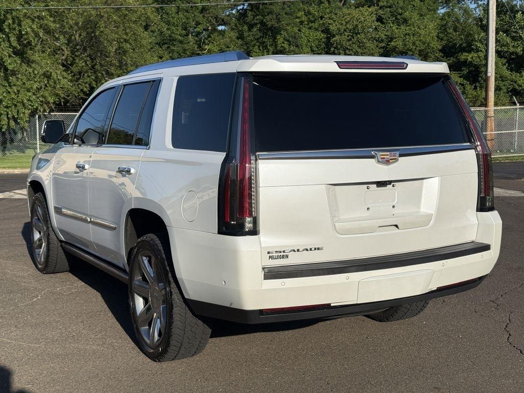 Cadillac Escalade  2017