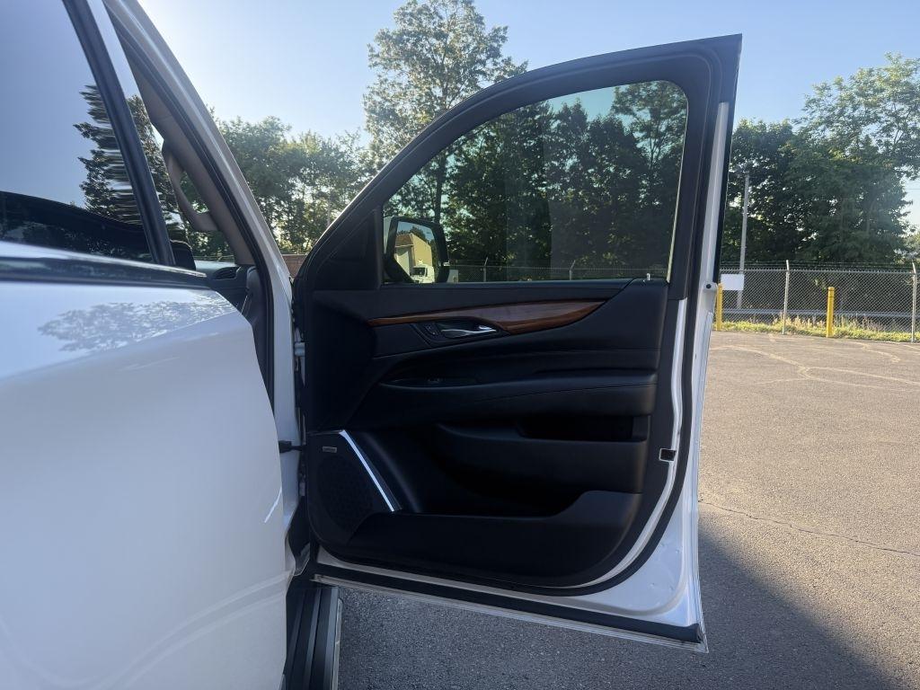 Cadillac Escalade  2017