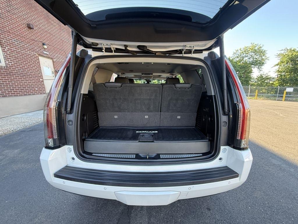 Cadillac Escalade  2017