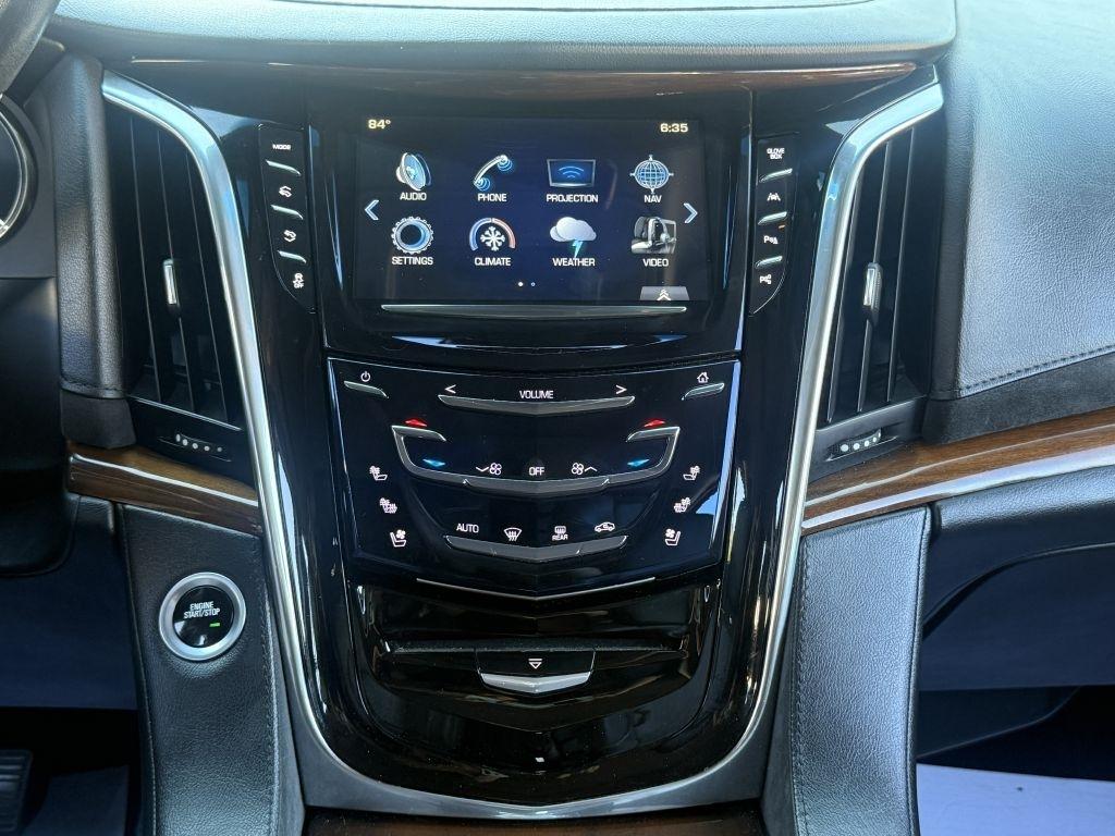 Cadillac Escalade  2017