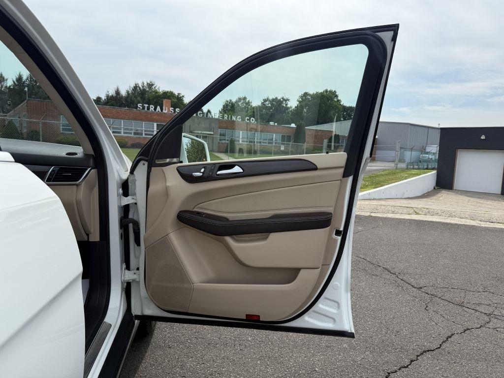 Mercedes-Benz GLE-Class  2018