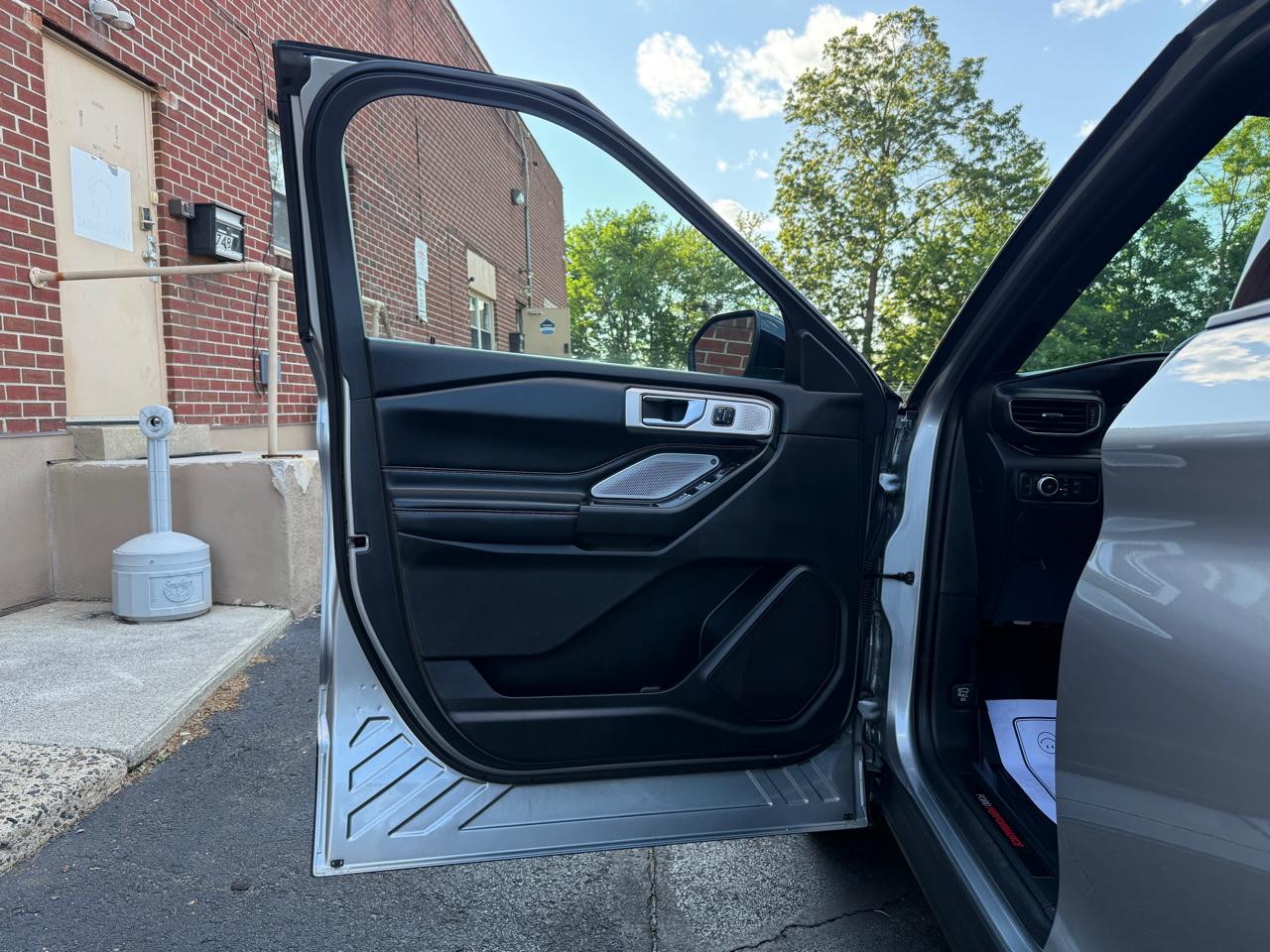 Ford Explorer  2020