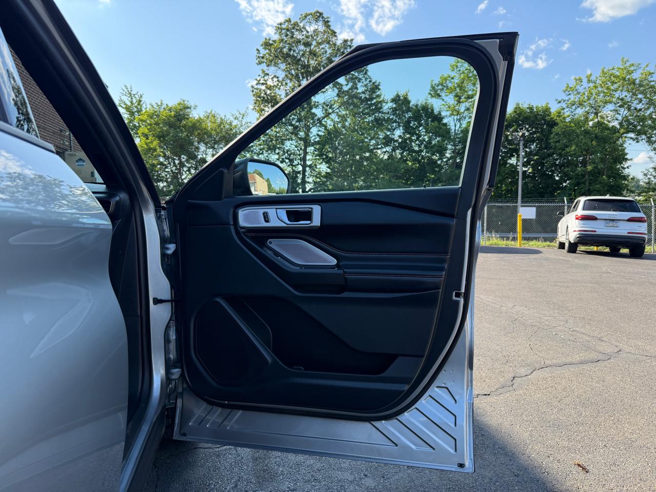 Ford Explorer  2020
