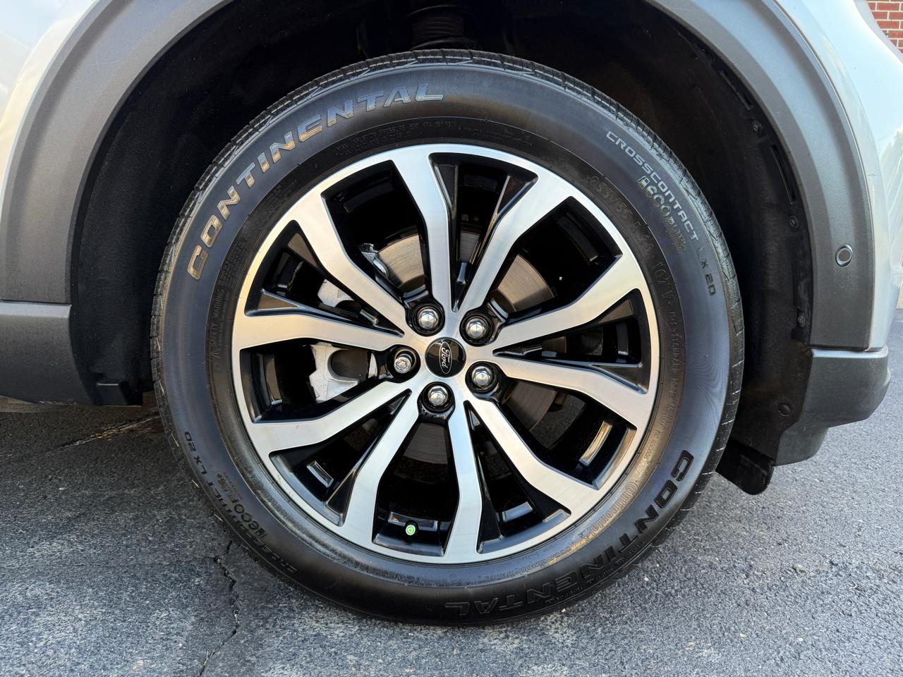 Ford Explorer  2020