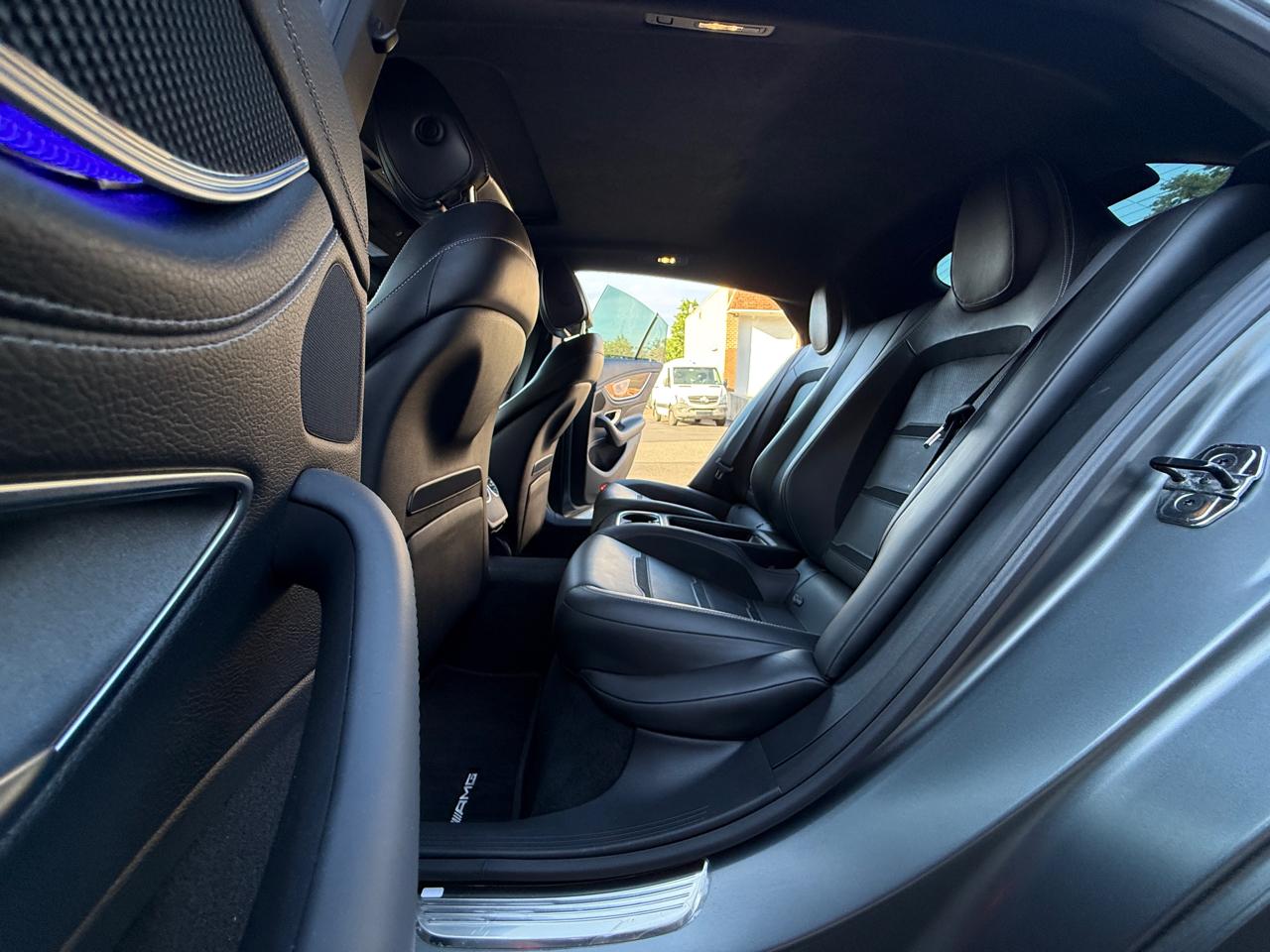 Mercedes-Benz AMG GT  2020