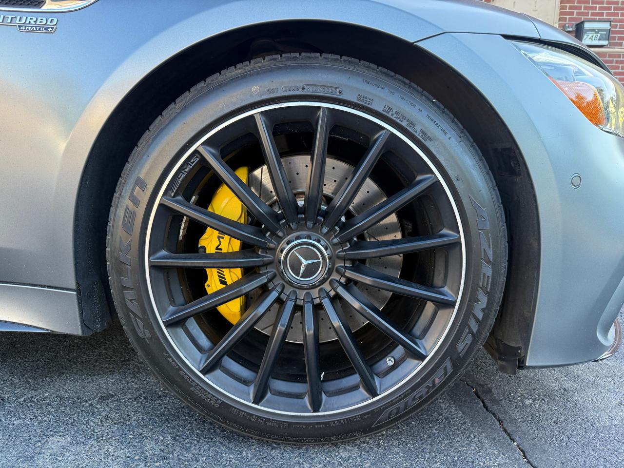 Mercedes-Benz AMG GT  2020