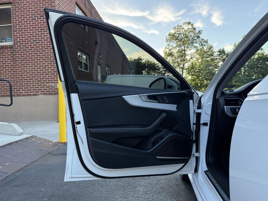 Audi A4  2018