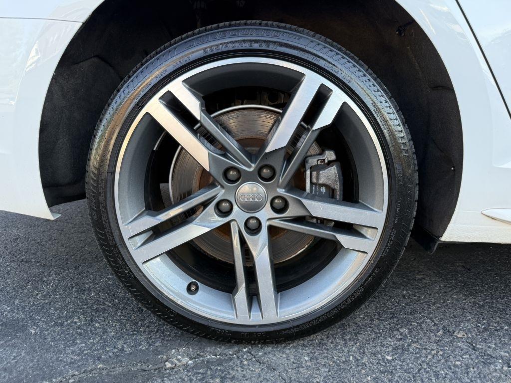 Audi A4  2018