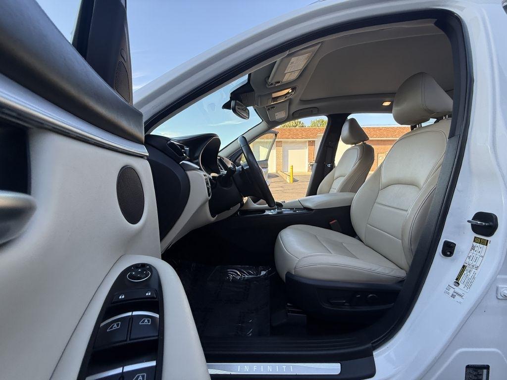 Infiniti QX50  2020