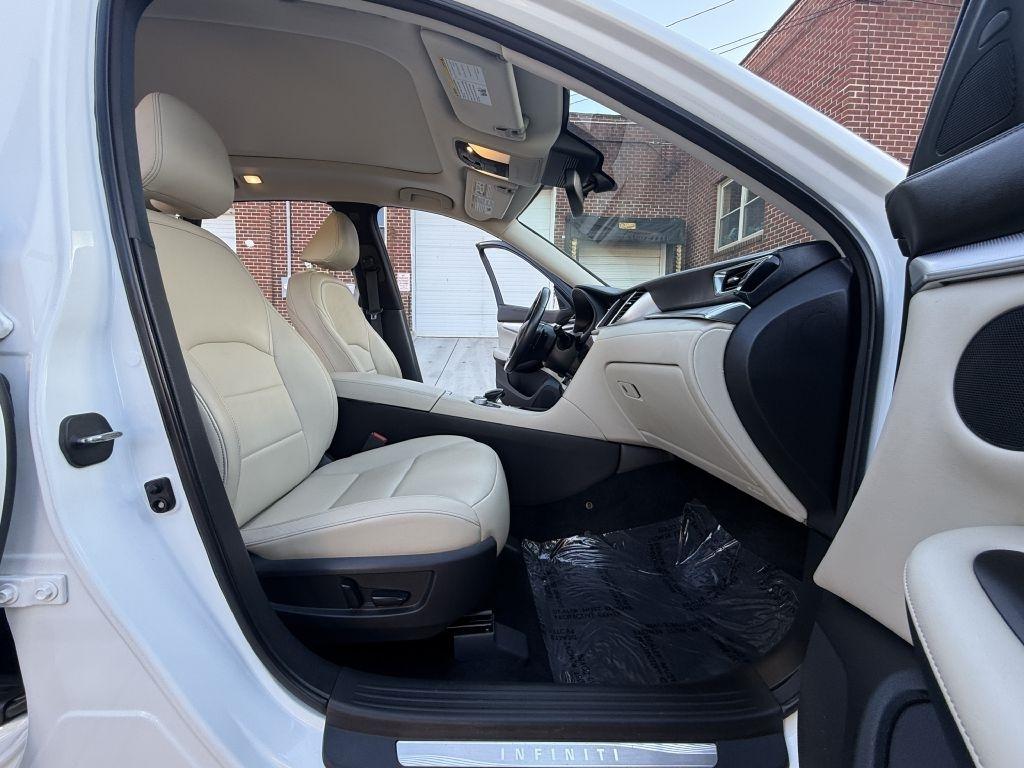 Infiniti QX50  2020
