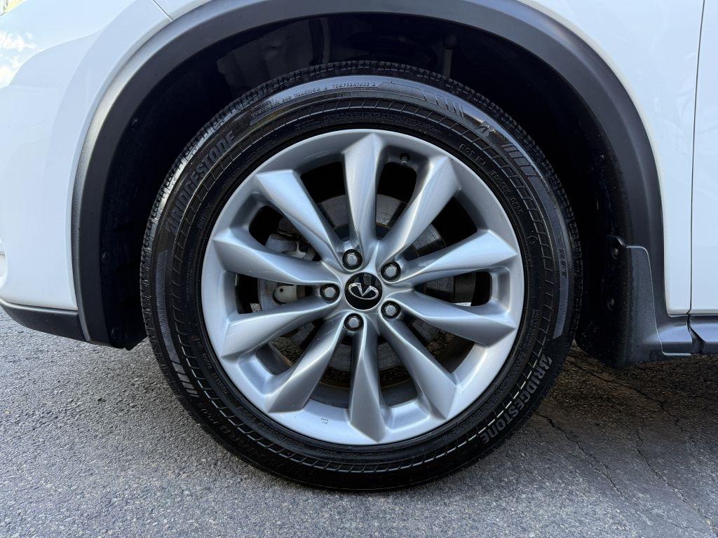Infiniti QX50  2020