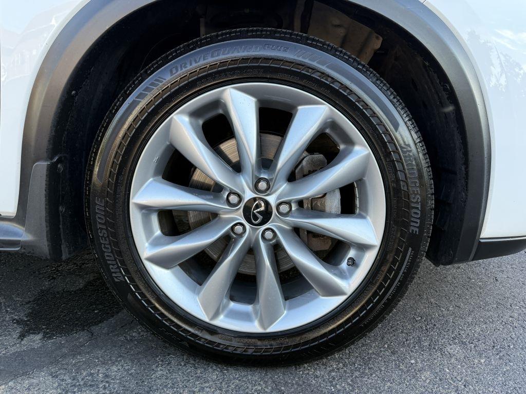 Infiniti QX50  2020