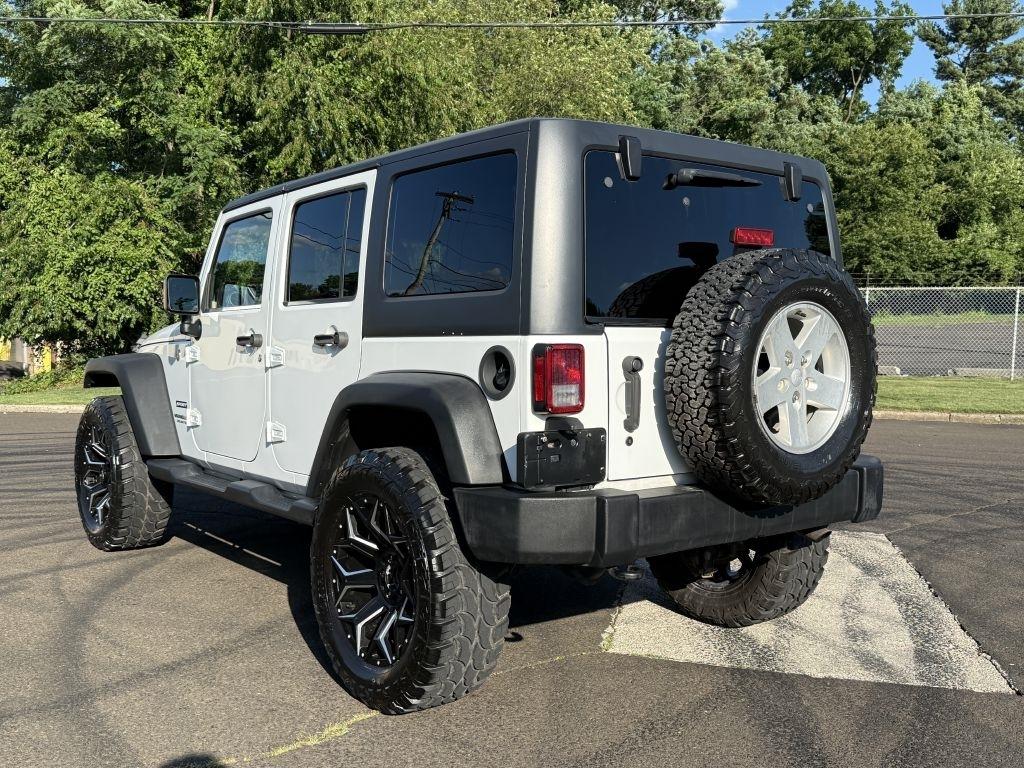 Jeep Wrangler  2017