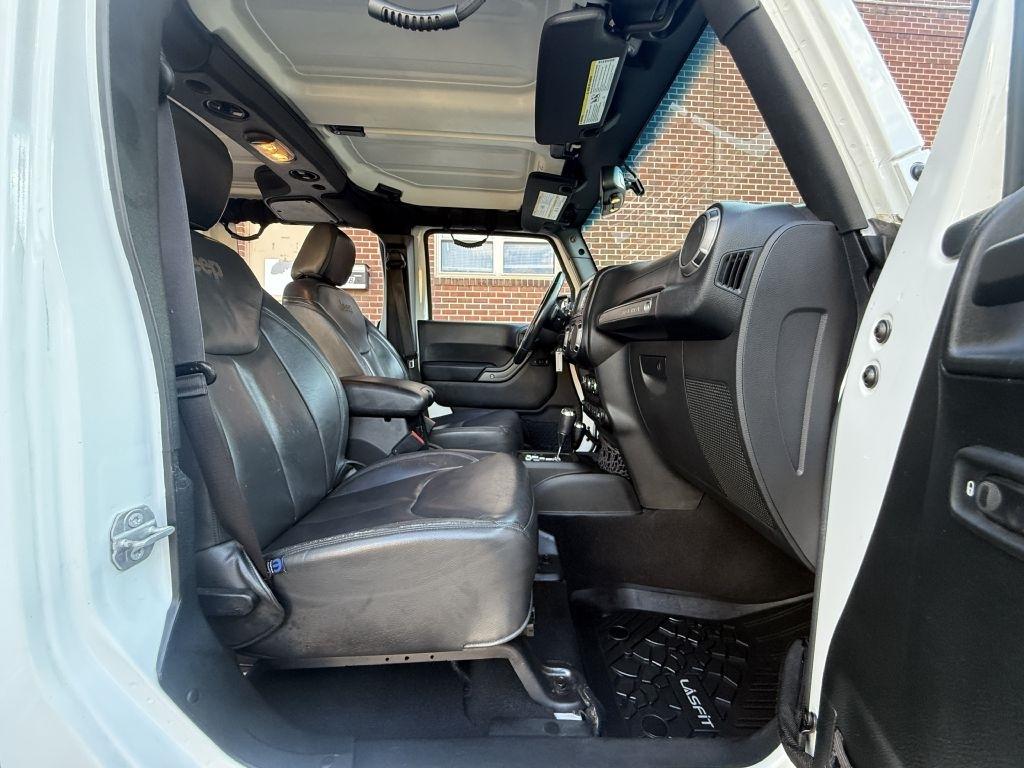 Jeep Wrangler  2017