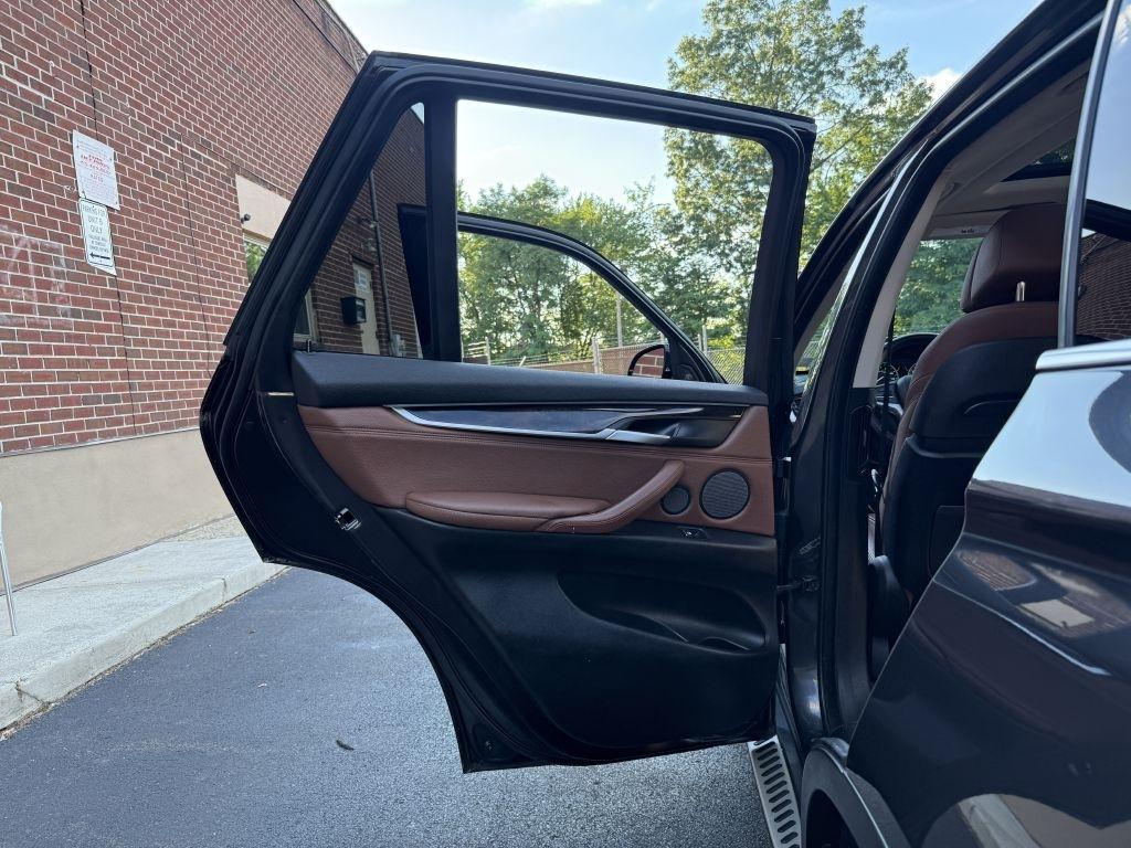 BMW X5  2016