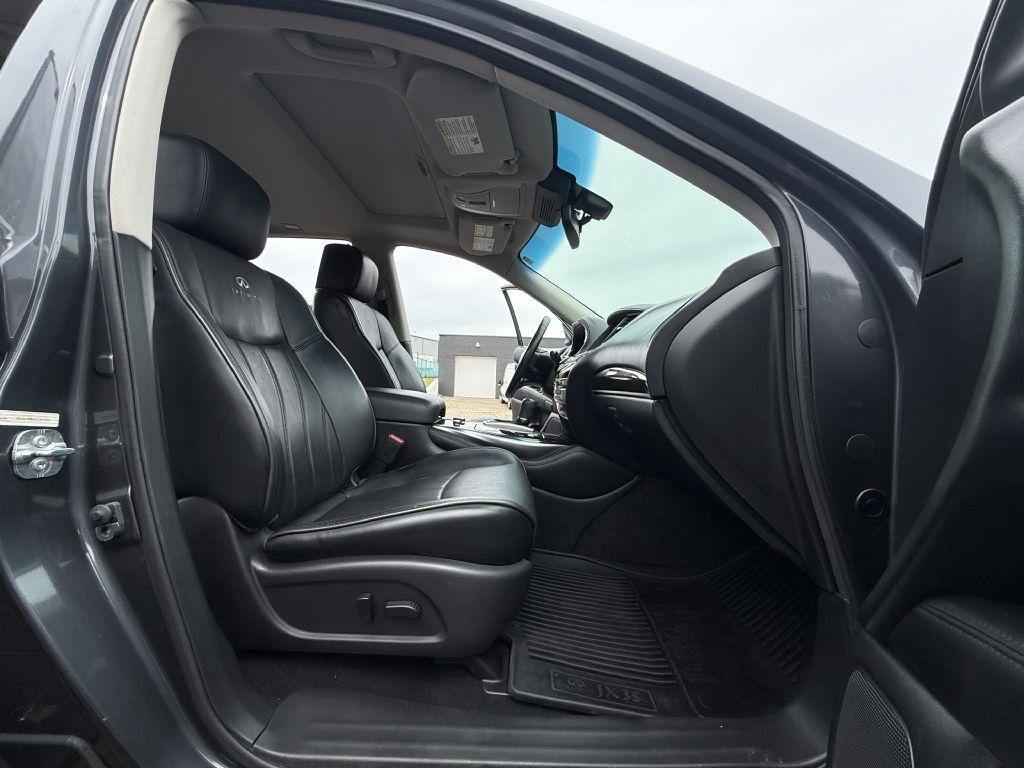 Infiniti JX  2013