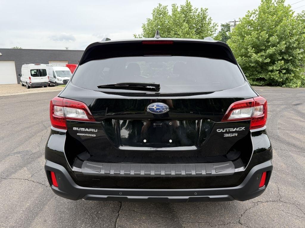 Subaru Outback  2018