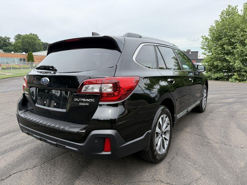 Subaru Outback  2018