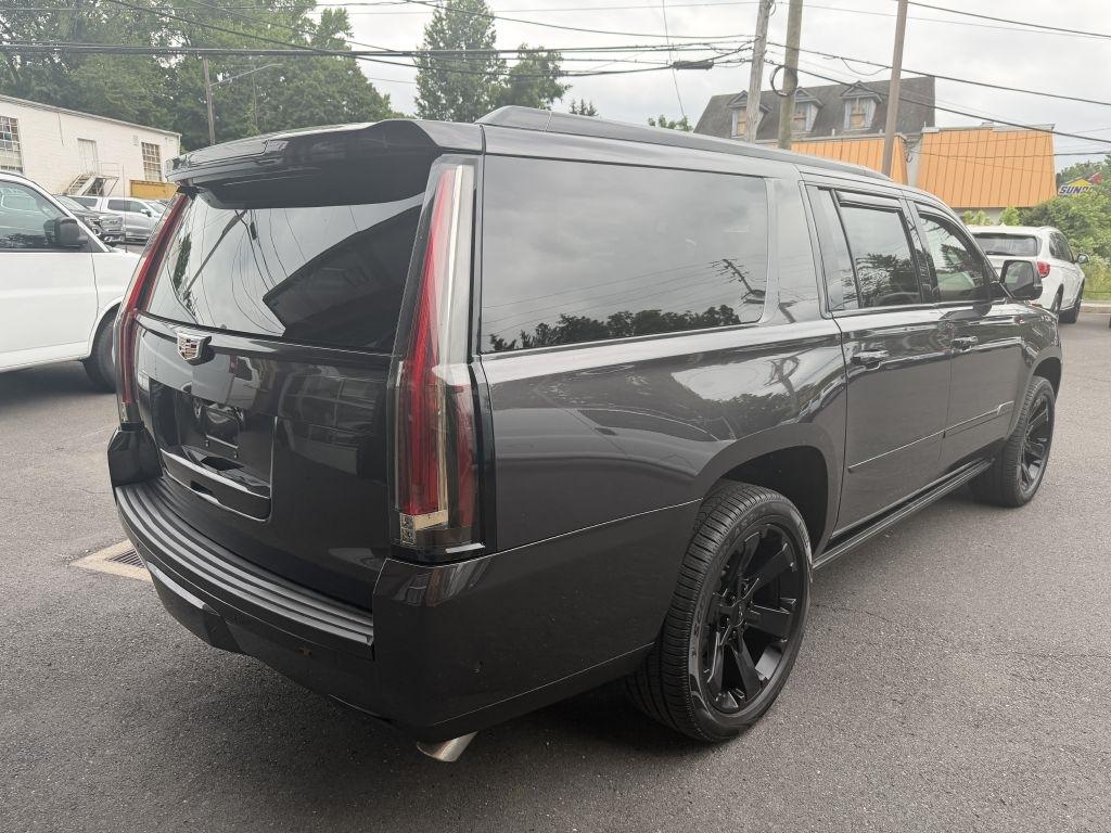 Cadillac Escalade  2017