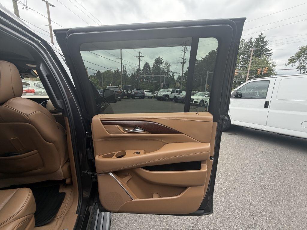 Cadillac Escalade  2017