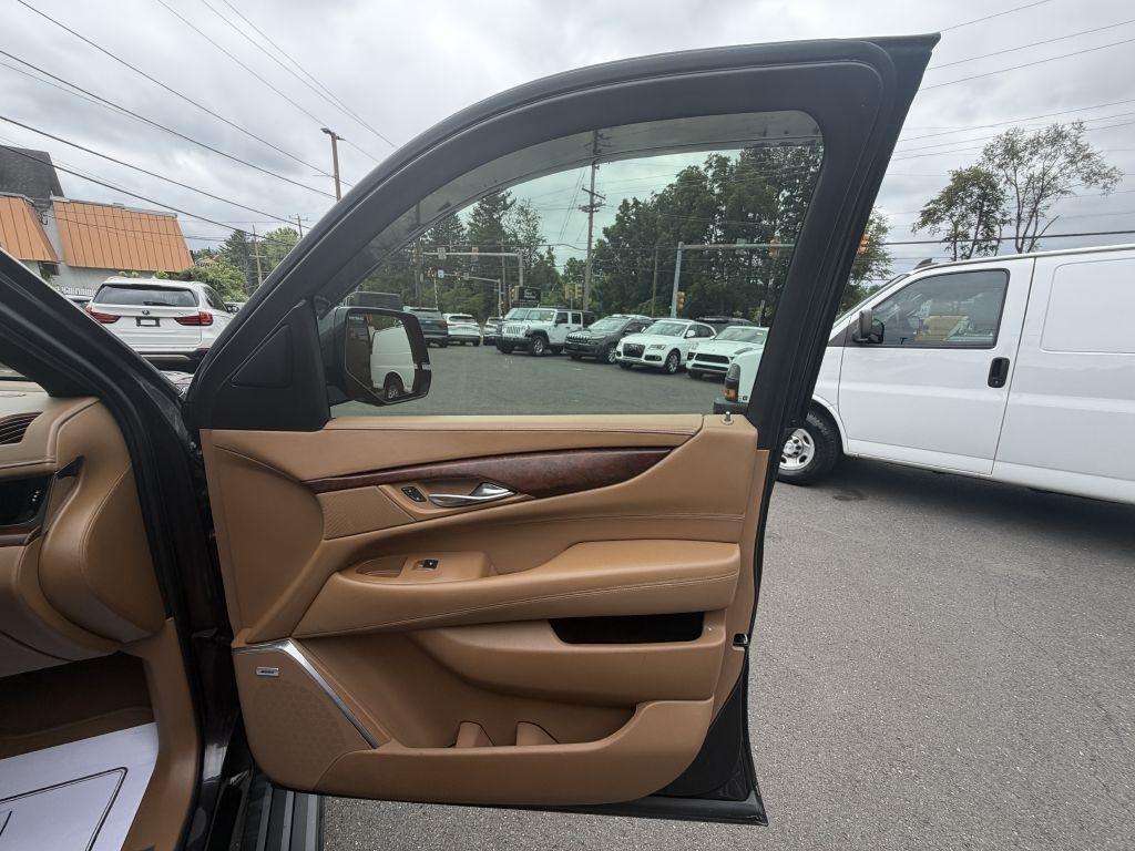 Cadillac Escalade  2017
