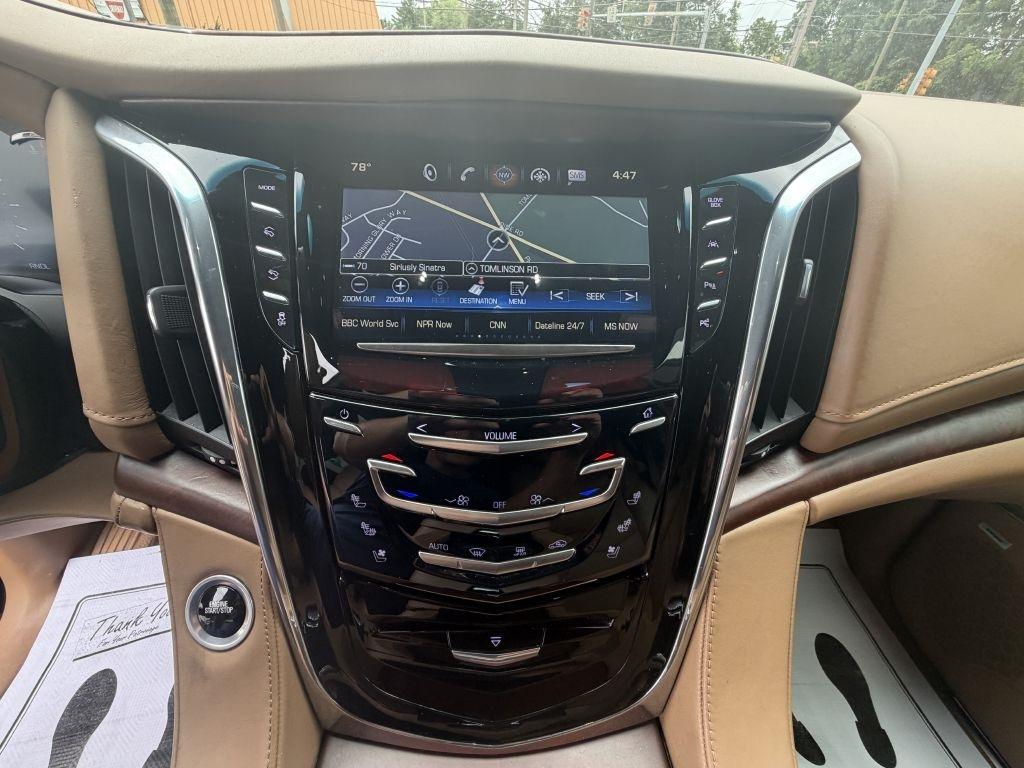 Cadillac Escalade  2017