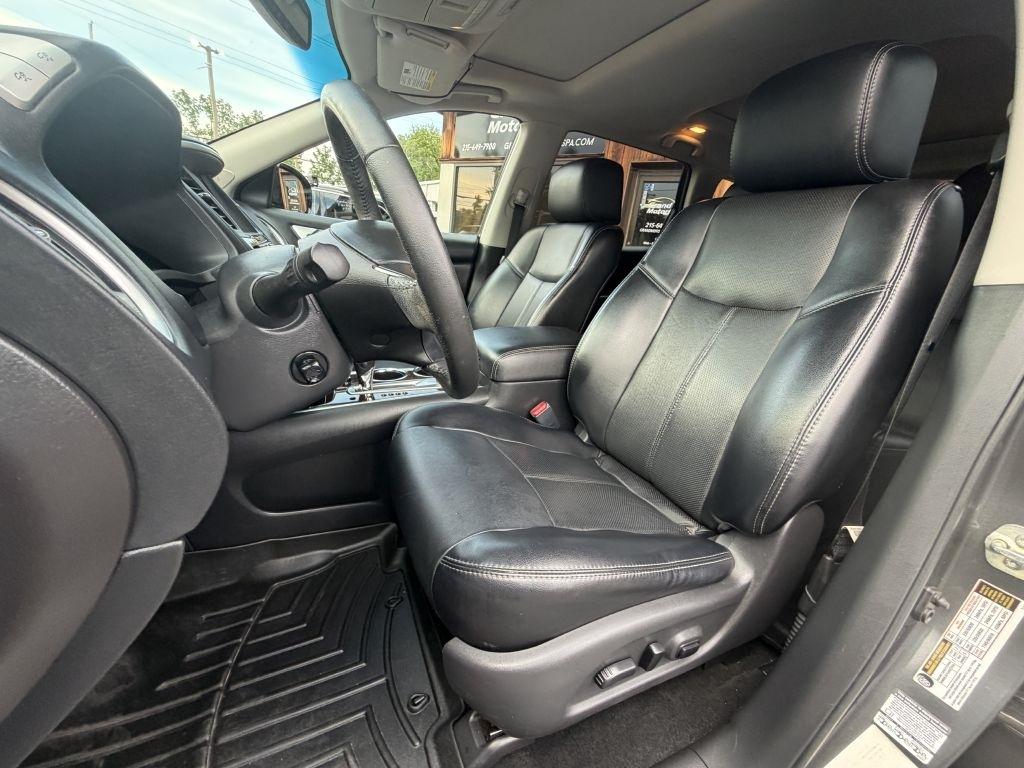 Nissan Pathfinder  2014