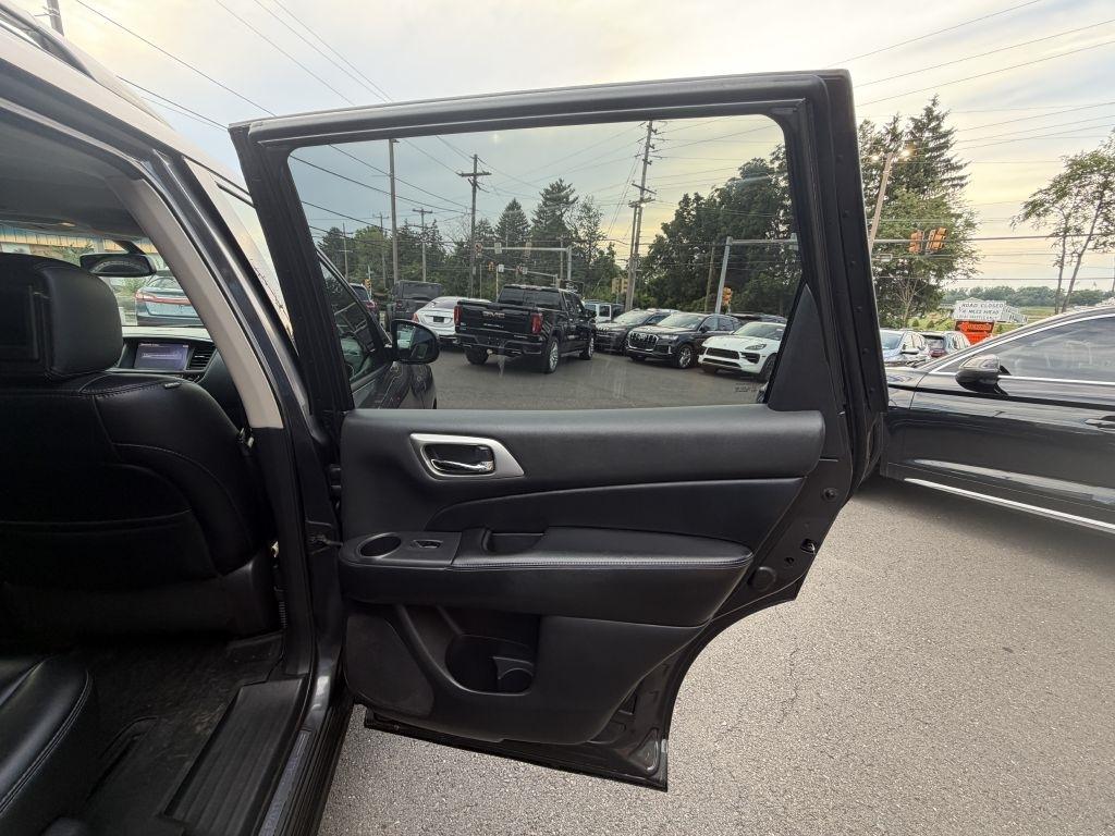Nissan Pathfinder  2014