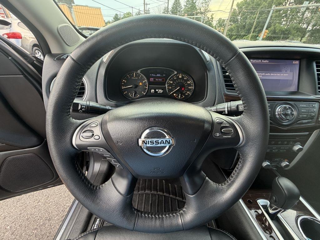 Nissan Pathfinder  2014