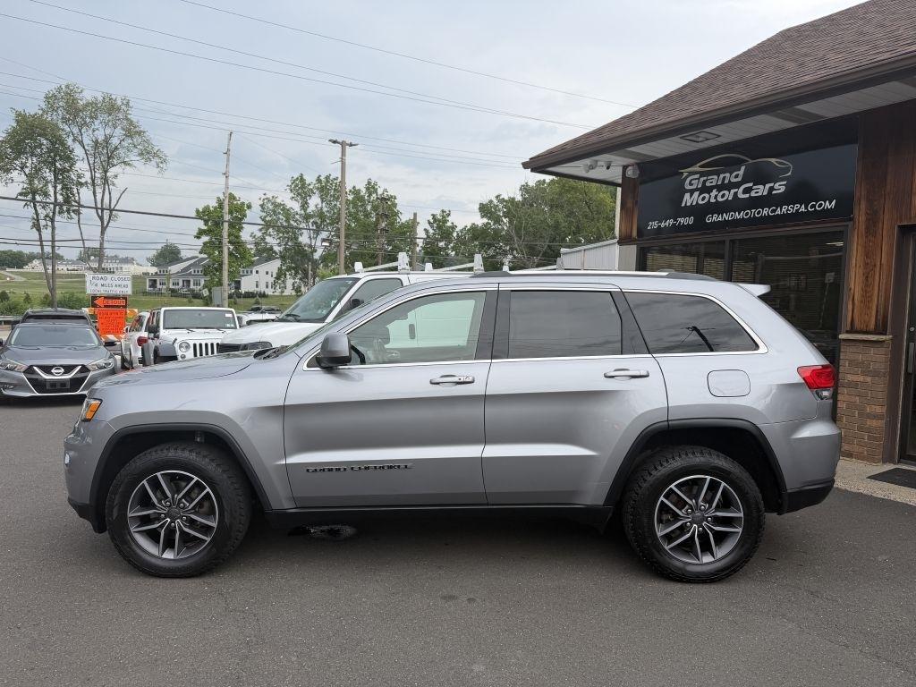 Jeep Grand Cherokee Laredo 2019