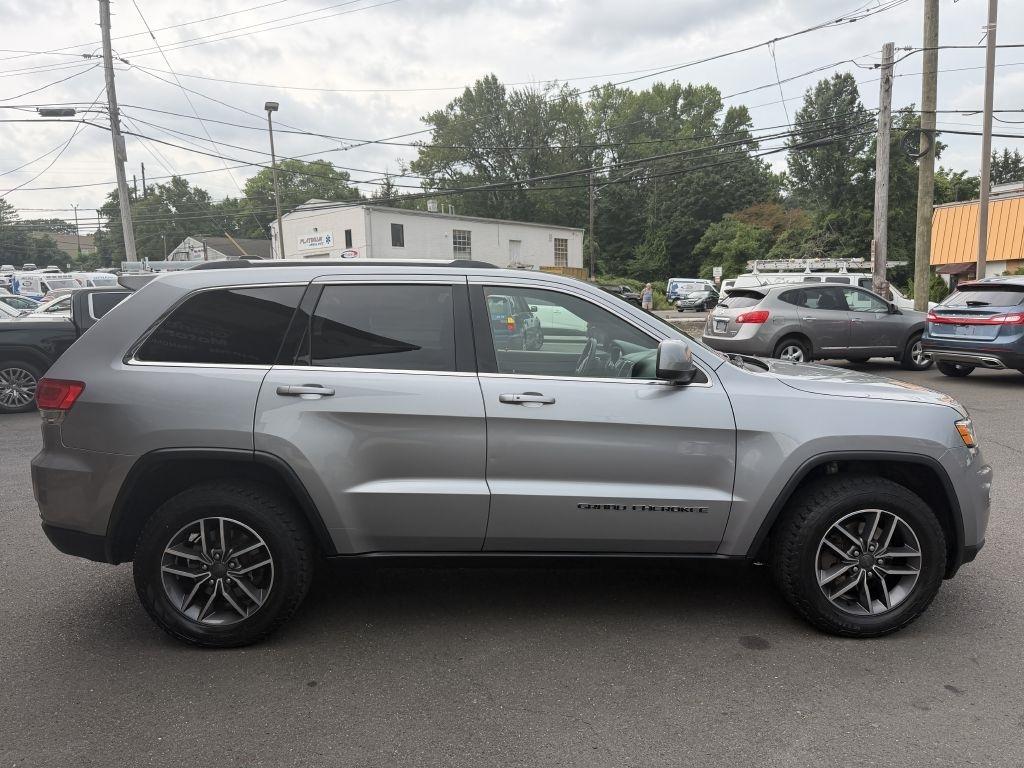 Jeep Grand Cherokee Laredo 2019